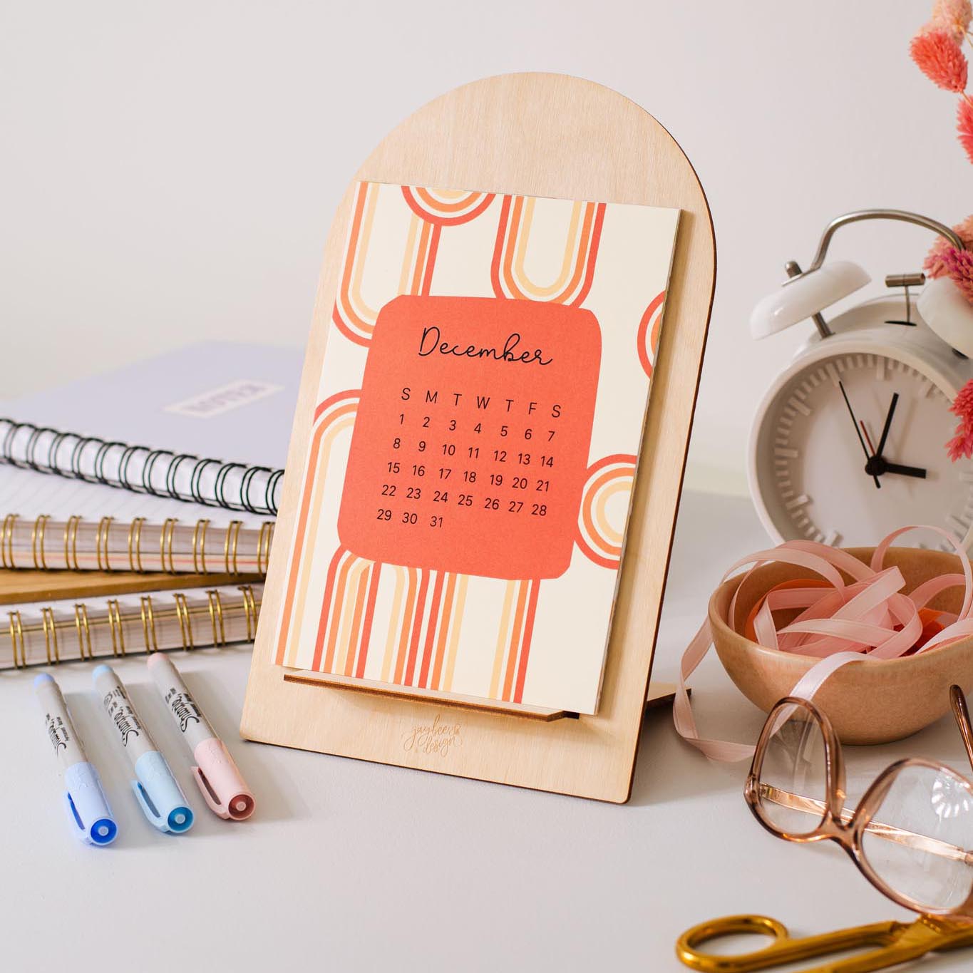 Retro Vibes 2024 Desktop Calendar