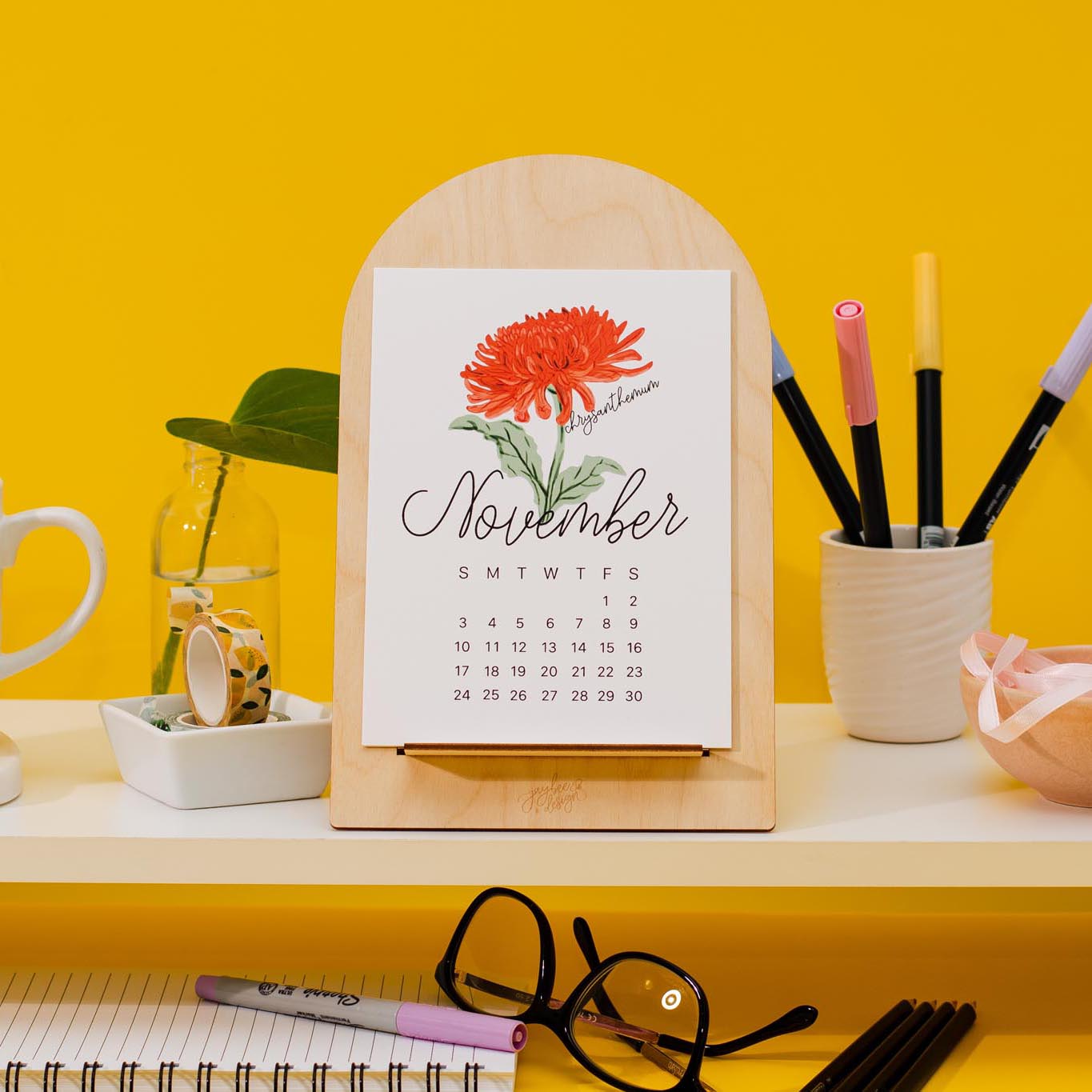 Birth Month Floral 2024 Desktop Calendar