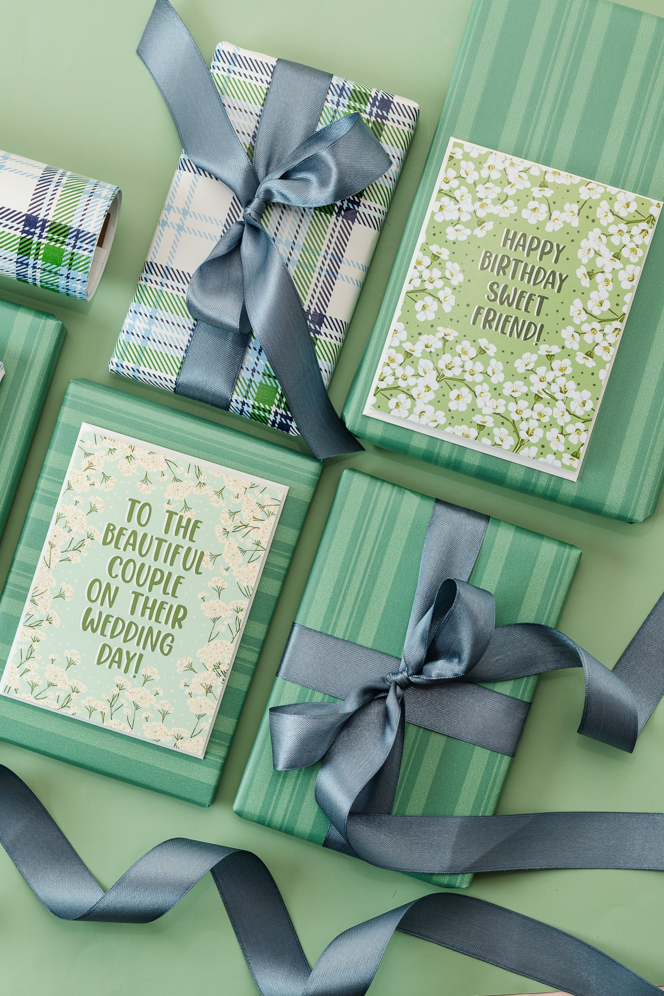 To A Beautiful Couple On Their Wedding Day- Greeting Card